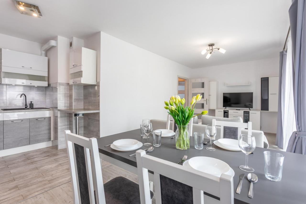 Ambria Apartments Flotylla シフィノウイシチェ エクステリア 写真